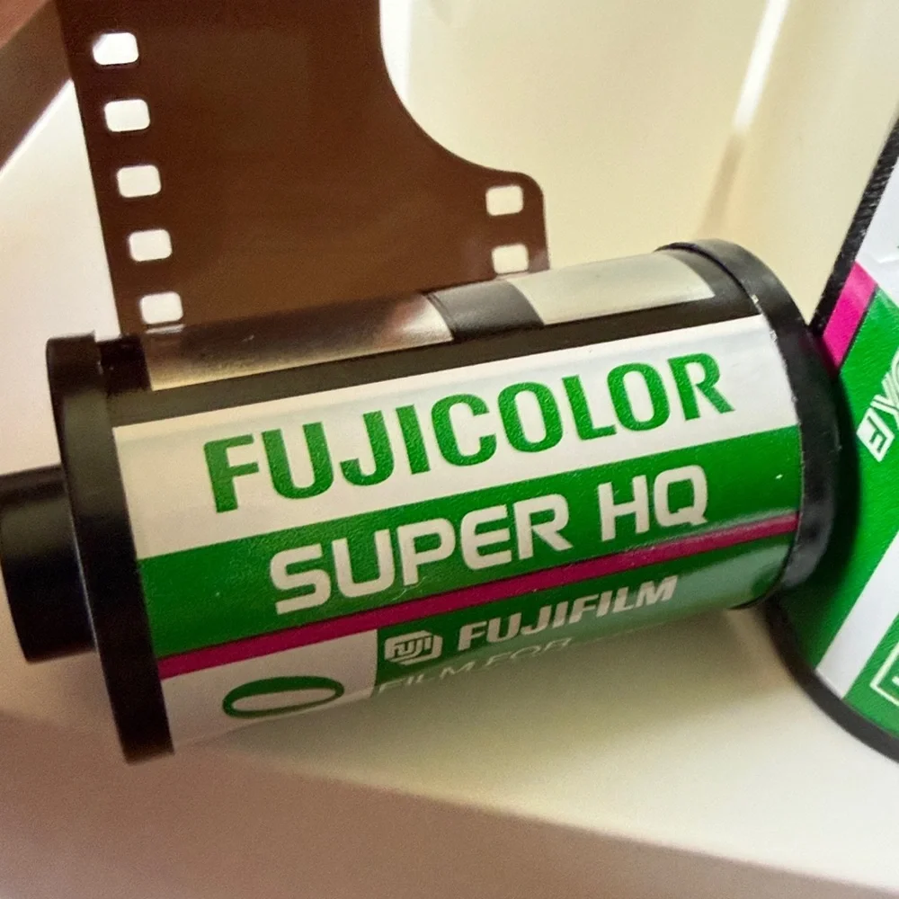 Fujifilm Super HQ 200 ISO 24 35mm Color Film Rolls expired date